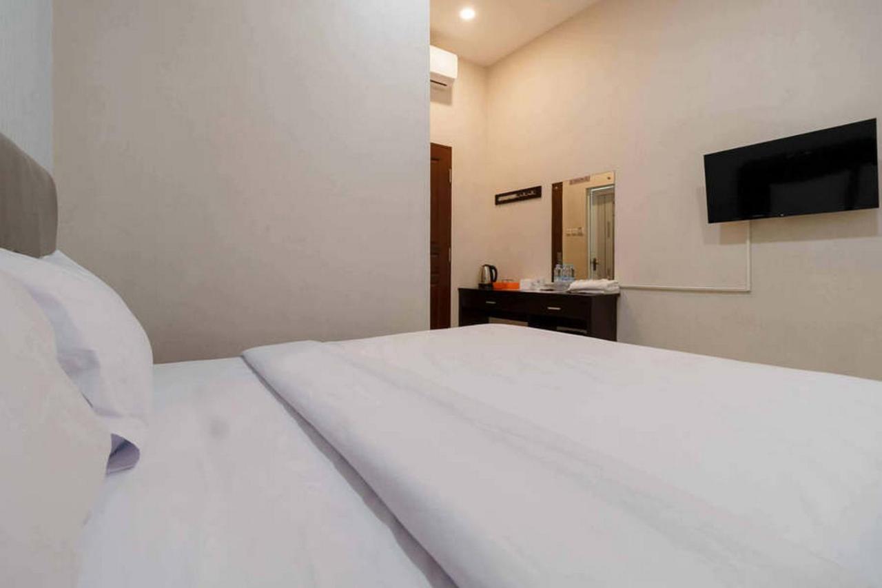 Seindo Hotel RedPartner Sunggal Exterior foto